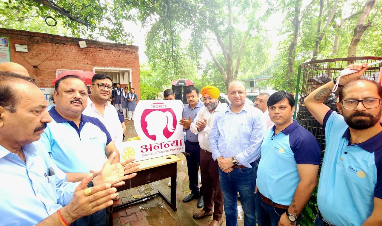 रोटरी फरीदाबाद वन ने लांच किए प्रोजैक्ट अनन्या व छांव